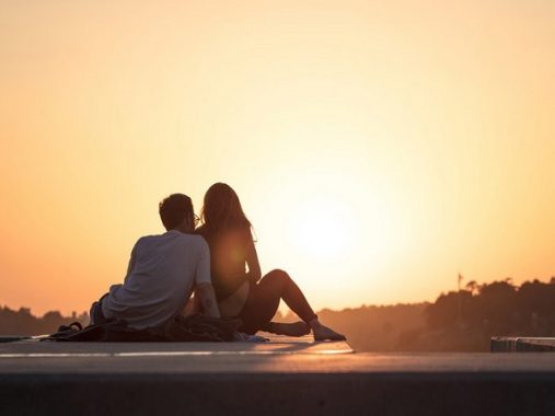 Top cung hoàng đạo nữ đặc biệt và dễ thu hút đàn ông nhất