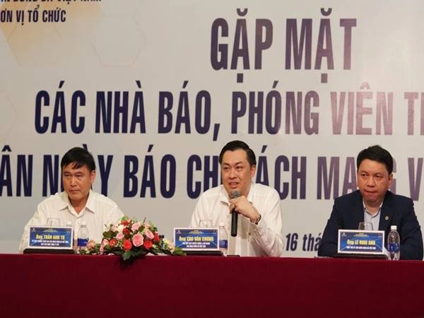 Bóng đá Việt trưa 20/6: Có 2 mùa giải V-League trong năm 2023