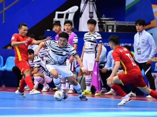 Bóng đá VN 29/9: Đội tuyển Việt Nam đại thắng trước Hàn Quốc
