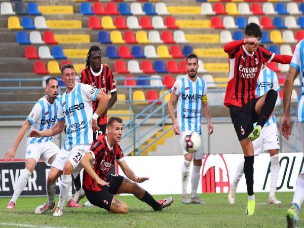 Nhận định phong độ Bologna vs Lecce, 21h00 ngày 2/11