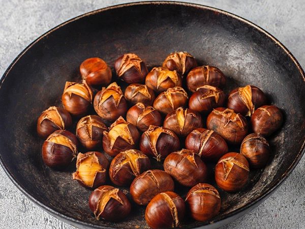 Ngủ mơ thấy hạt dẻ phản ánh khía cạnh cuộc sống gì?